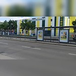 Aankomst Inge bij halte Airbnb