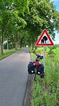 Pas er wel onderdoor...