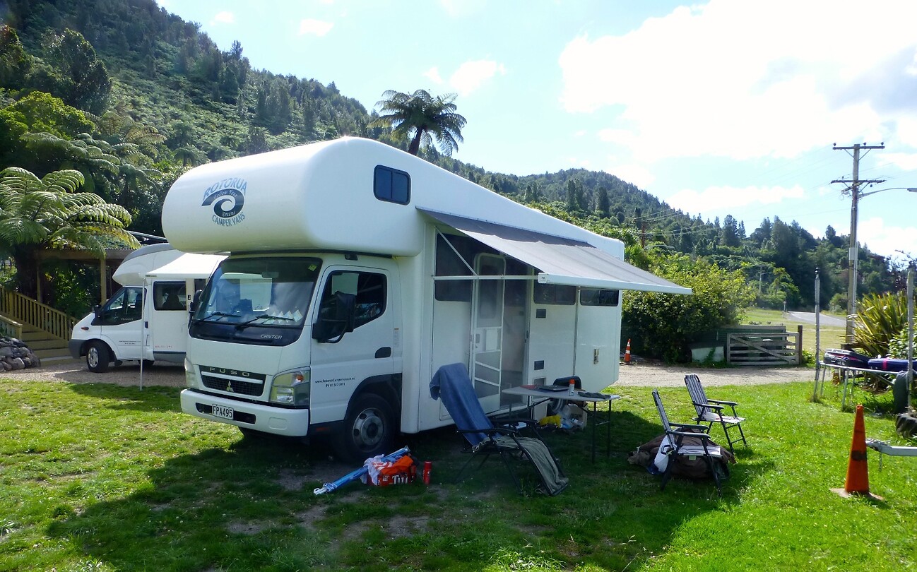 de camper moet leeg en onze koffers weer vol