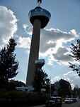 abseilers van de Euromast landen bijna op onze lunchtafel