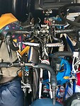 de bus is helemaal ingepakt met 2 fietsen erbij