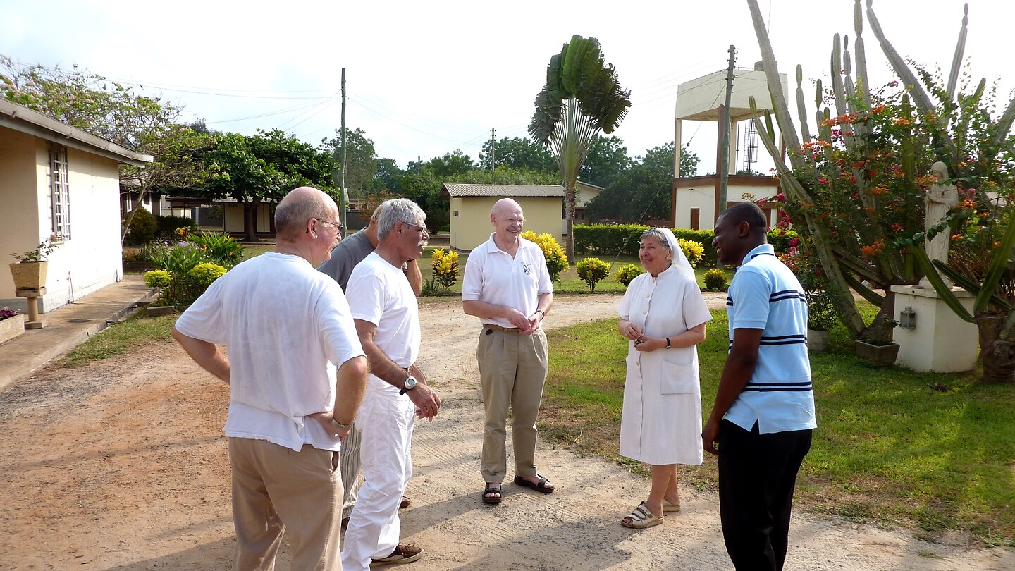 we maken kennis met zuster Edgitha, gynaecologe en Joachim, chirurg in opleiding