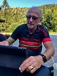 Gert schrijft ondertussen verder aan zijn dagverslag 10