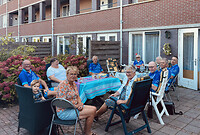 wonderwel zijn we weer goed aangekomen in de tuin van Cees en Anke in Noordwijk aan Zee