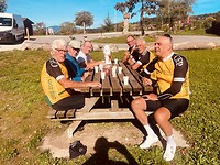 Bovenop de Col de Sion drinken we Nespresso koffie en nemen daar ook afscheid van Cleem