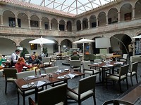 Hal hotel