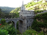 De kathedraal met de brug