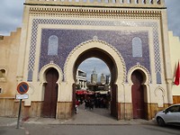 Bab boujloud . Een toegangspoort naar de Medina