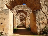 Ruines koninklijke paardenstallen
