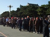 de rij voor het mausoleum van Mao