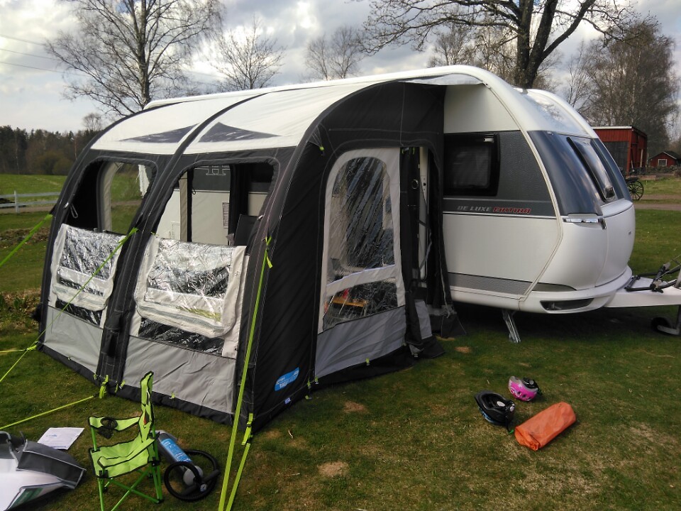 Testing the air tent in our own garden.
