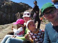 Strange poses on Preikestolen