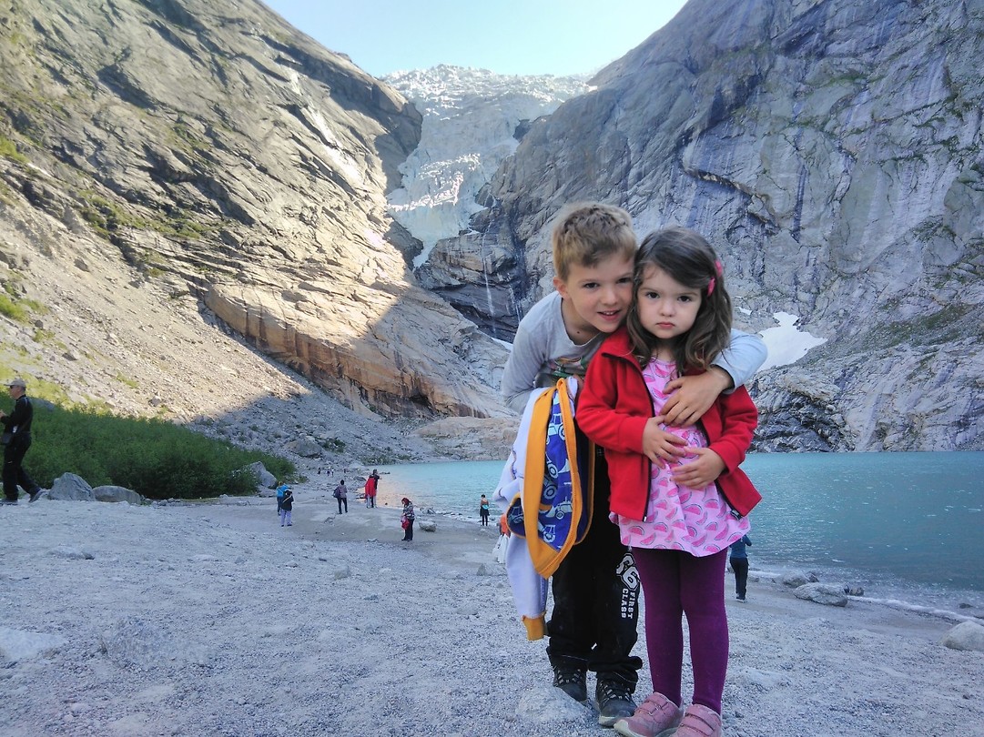 Briksdalsbreen