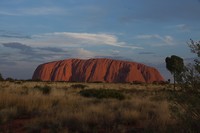 Uluru bij zonsondergang