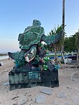 Kunst van gerecycleerd materiaal in Sanur