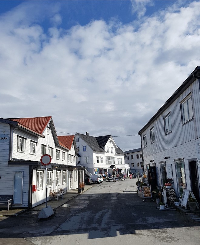 Henningsvaer
