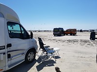 Camperen op het strand van Duitsland