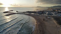 Droneopname strand camping Kikopark
