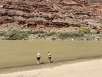 Cor en Liesbeth in de Colorado River