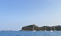 Voor anker bij Capo Ferrato