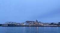 Otranto bij zonsondergang