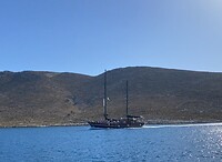 Boot vol toeristen