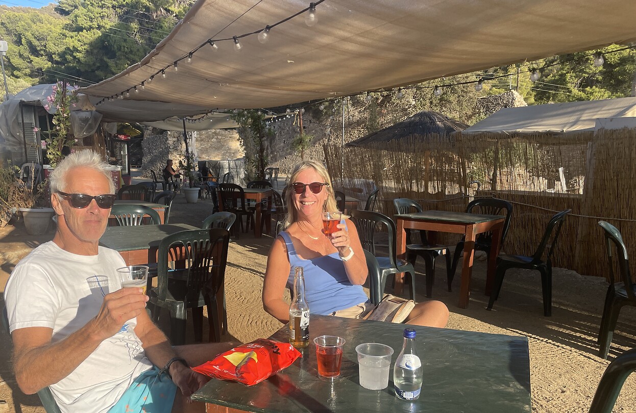 Borrel in de strandbar