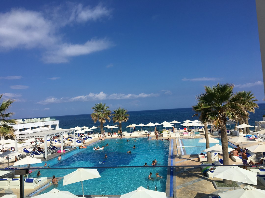 108E4C29-0D5F-4AB5-886C-36030DEEDE0F