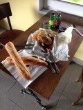 Ons diner in de recreatieruimte van de camping, het was heerlijk