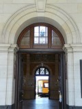 Doorkijk stationshal Dunedin