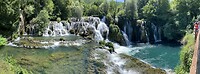 Una_18