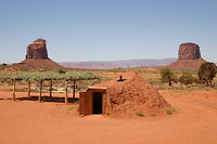 monument-valley-navajo-hogan.6.b958