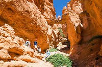 bryce-navajo-loop-trail-mensen-2.6.b958