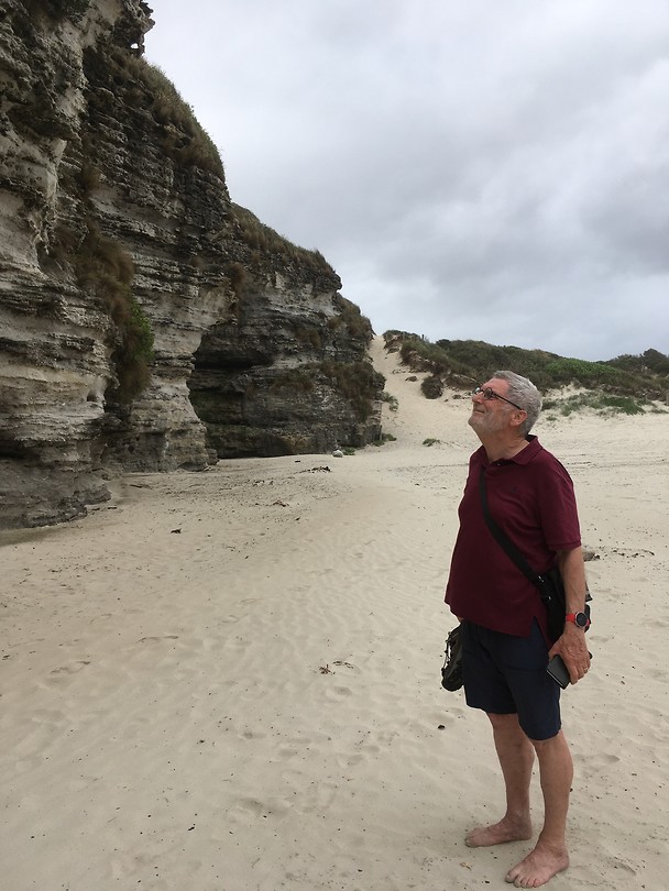 Caves beach