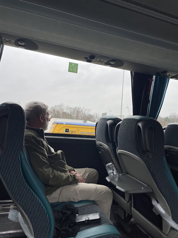 KLM bus