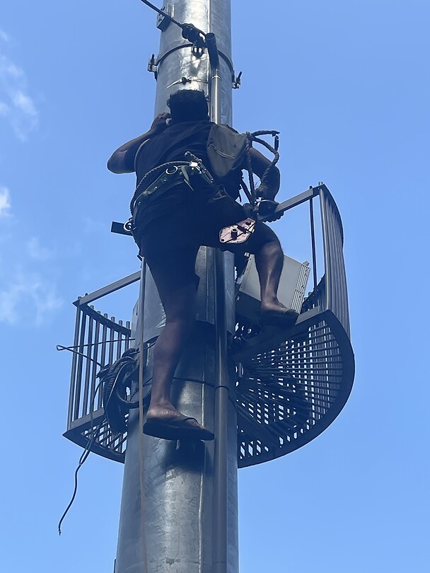 Telefoonpaalrepareerder