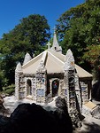 Hier zie je de goed hoe the little chapel gebouwd is