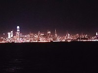 Skyline San Francisco vanaf Treasure Island by night