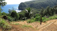 Zo begint de afdaling bijPololu Valley Lookout