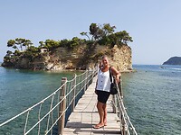 Cameo Island