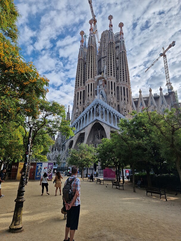 De eerste aanblik van de Sagrada familia