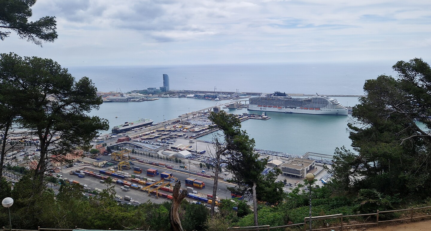 De haven van Barcelona