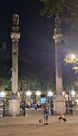 De enige originele Romeinse zeulen die Sevilla nog heeft. Morgen maar eens bij daglicht bekijken.