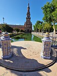 Één van de torens van het gebouw op Plaza de España.
