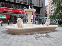 Één van de vele fonteinen in Bilbao