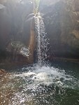 De waterval opzich stelt niets voor, de weg erna toe is leuker.