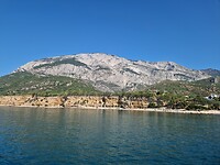 We varen langs de hoogste berg van Samis