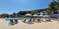 Zwembad in Mythical Coast Wellness Retreat