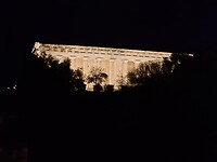 tempel van thission in het donker