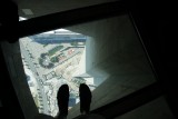 Glazen vloer op 346 meter hoogte in de CN Tower